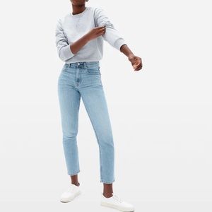 Everlane Cheeky Straight Jean